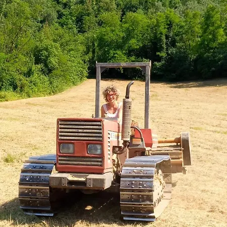Pizzicalaluna Olistico Sulle Colline Di مزرعة للإقامة *