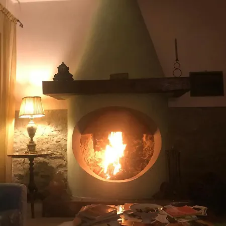 Pizzicalaluna Olistico Sulle Colline Di مزرعة للإقامة