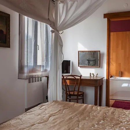 Pizzicalaluna Farm stay *